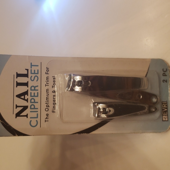 Flashlight 🔦 Keychain & Nail 💅 Clapper Set & Clips light - Picture 3 of 5